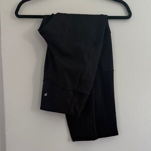 Black Fabletics Leggings with Pockets and Side Ruffles